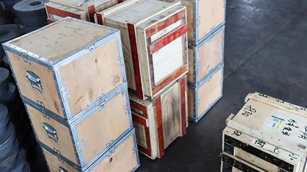 新华鼎-员工工作实拍